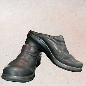 Ariat Open Back Black Leather Clogs Size 8